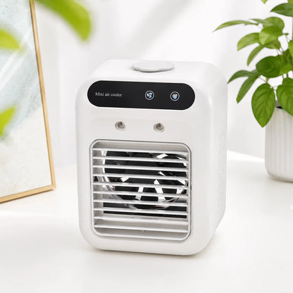 Spray Fan Portable Small Air Conditioning Fan Humidifier 2/4 Speed Settings Powerful Wind Force for Outdoor Travel Spray Fan