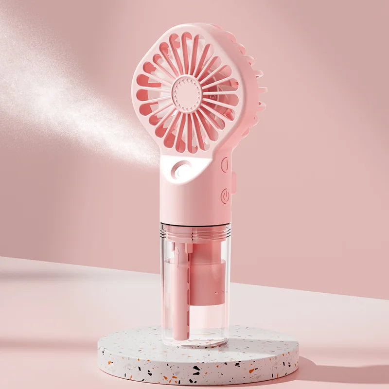 Spray Fan Portable Small Air Conditioning Fan Humidifier 2/4 Speed Settings Powerful Wind Force for Outdoor Travel Spray Fan